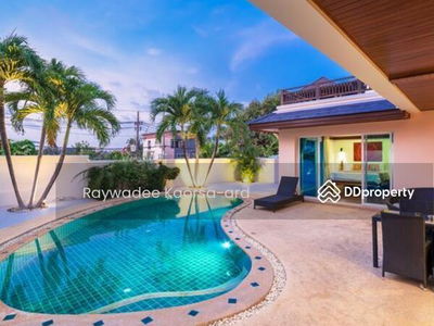 Surin Sabai, Phuket, Thailand Surin Sabai, Phuket, Thailand