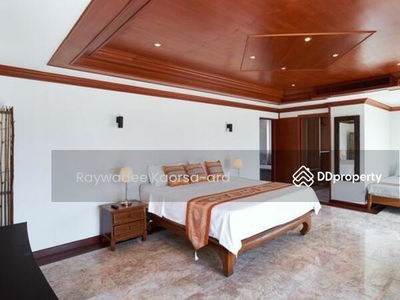 Surin Sabai, Phuket, Thailand Surin Sabai, Phuket, Thailand