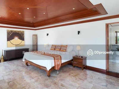 Surin Sabai, Phuket, Thailand Surin Sabai, Phuket, Thailand