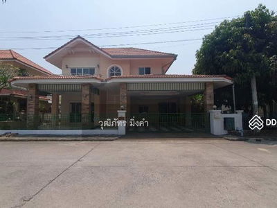 Salaphi, Chiang Mai, Thailand Salaphi, Chiang Mai, Thailand