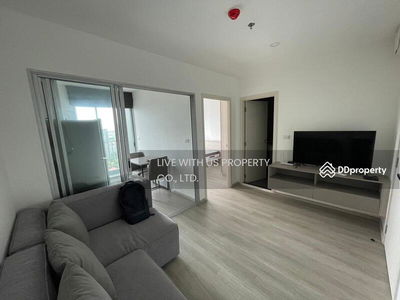 Elio Sathorn-Wutthakat, Bangkok, Thailand Elio Sathorn-Wutthakat, Bangkok, Thailand