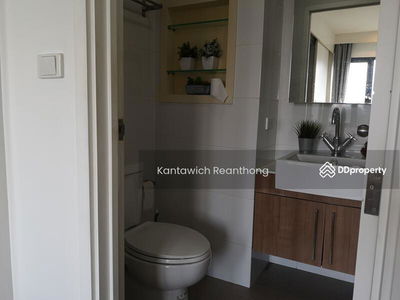 Blocs 77, Bangkok, Thailand Blocs 77, Bangkok, Thailand