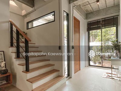 10310, Bangkok, Thailand 10310, Bangkok, Thailand