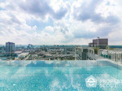 Life Sukhumvit 48, Bangkok, Thailand Life Sukhumvit 48, Bangkok, Thailand