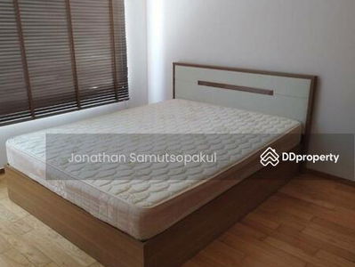 The Empire Place, Bangkok, Thailand The Empire Place, Bangkok, Thailand