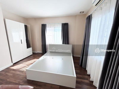 Manthana Onnut–Wongwaen 4, Bangkok, Thailand Manthana Onnut–Wongwaen 4, Bangkok, Thailand