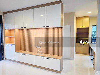 Manthana Onnut–Wongwaen 4, Bangkok, Thailand Manthana Onnut–Wongwaen 4, Bangkok, Thailand