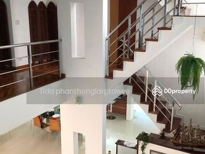 Soi Soonvijai 4, Bangkok, Thailand Soi Soonvijai 4, Bangkok, Thailand