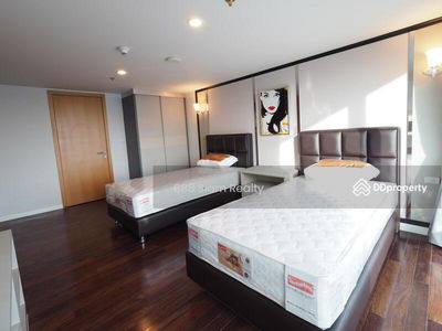 Circle Condominium, Bangkok, Thailand Circle Condominium, Bangkok, Thailand