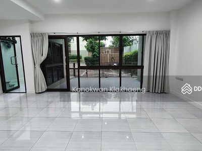 Baan Lumpini Town Residence Bangna Srinakarin, Bangkok, Thailand Baan Lumpini Town Residence Bangna Srinakarin, Bangkok, Thailand