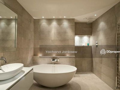 Urbana Langsuan, Bangkok, Thailand Urbana Langsuan, Bangkok, Thailand