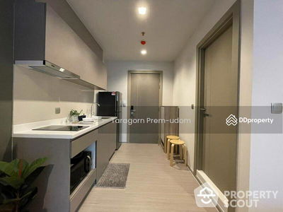 Life Asoke-Rama 9, Bangkok, Thailand Life Asoke-Rama 9, Bangkok, Thailand