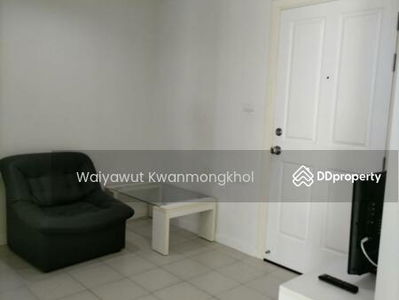 Lumpini Park Riverside Rama 3, Bangkok, Thailand Lumpini Park Riverside Rama 3, Bangkok, Thailand