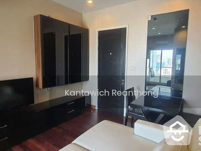 Ivy Sathorn 10, Bangkok, Thailand Ivy Sathorn 10, Bangkok, Thailand