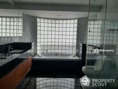 Le Raffine Sukhumvit 24, Bangkok, Thailand Le Raffine Sukhumvit 24, Bangkok, Thailand