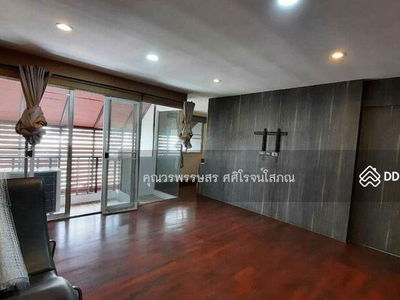 Phatthanakan 44, Baan Warathorn Ville., Bangkok, Thailand Phatthanakan 44, Baan Warathorn Ville., Bangkok, Thailand