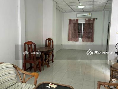 Townhome for rent, The Plus Village, Sriracha Banana Farm. Good location next to the main road, Chon Buri, Thailand Townhome for rent, The Plus Village, Sriracha Banana Farm. Good location next to the main road, Chon Buri, Thailand