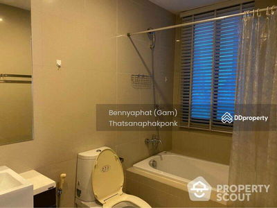 Noble Reflex, Bangkok, Thailand Noble Reflex, Bangkok, Thailand