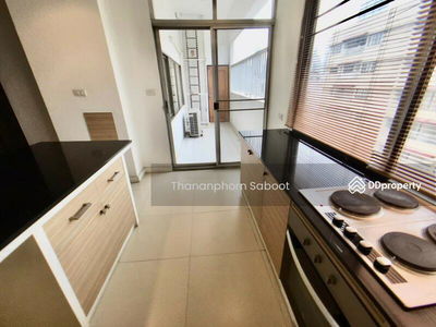 Siam Court Apartment, Bangkok, Thailand Siam Court Apartment, Bangkok, Thailand