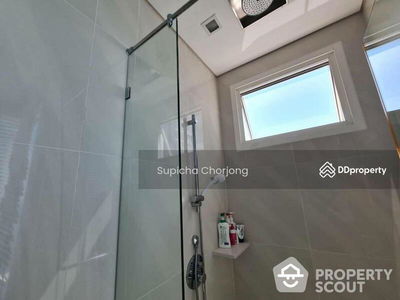 Reflection Jomtien Beach, Pattaya, Thailand Reflection Jomtien Beach, Pattaya, Thailand