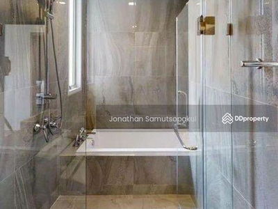 Q Prasarnmit, Bangkok, Thailand Q Prasarnmit, Bangkok, Thailand