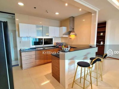 Piyathip Place, Bangkok, Thailand Piyathip Place, Bangkok, Thailand