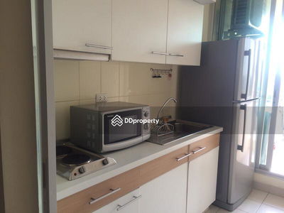 Life @ Sukhumvit 65, Bangkok, Thailand Life @ Sukhumvit 65, Bangkok, Thailand