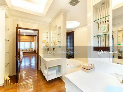 House in Compound, Bangkok, Thailand House in Compound, Bangkok, Thailand