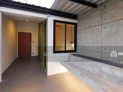 Loft townhome for rent, Ekkamai 28, Bangkok, Thailand Loft townhome for rent, Ekkamai 28, Bangkok, Thailand