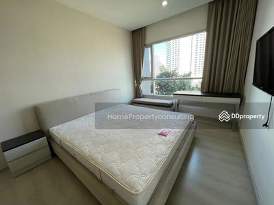 Life Ratchadapisek, Bangkok, Thailand Life Ratchadapisek, Bangkok, Thailand