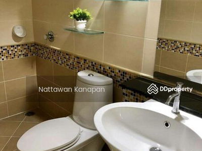 Waterford Sukhumvit 50 condominium, Bangkok, Thailand Waterford Sukhumvit 50 condominium, Bangkok, Thailand