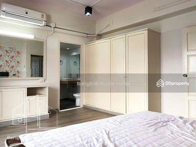 Supha Maison, Bangkok, Thailand Supha Maison, Bangkok, Thailand