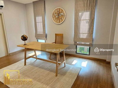 House in Compound, Samut Prakan, Thailand House in Compound, Samut Prakan, Thailand