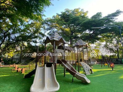 Panya Pattanakarn Village, Bangkok, Thailand Panya Pattanakarn Village, Bangkok, Thailand