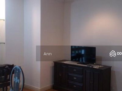 Saladaeng Colonnade, Bangkok, Thailand Saladaeng Colonnade, Bangkok, Thailand