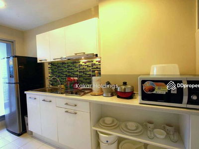 Life @ Sathorn 10, Bangkok, Thailand Life @ Sathorn 10, Bangkok, Thailand