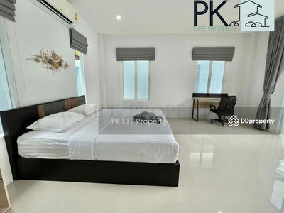 Housing in Ban Chalong, Thailand Housing in Ban Chalong, Thailand