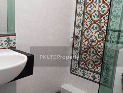 Gehäuse In Ban Ratsada, Thailand Gehäuse In Ban Ratsada, Thailand