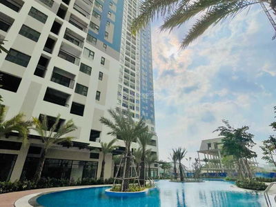 Charm City, Vietnam Charm City, Vietnam