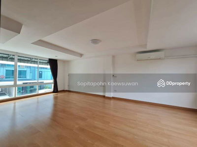 10260, Bangkok, Thailand 10260, Bangkok, Thailand