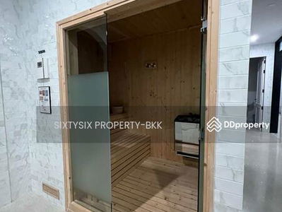 Muniq Langsuan, Bangkok, Thailand Muniq Langsuan, Bangkok, Thailand