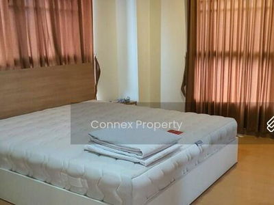 Life @ Sukhumvit 67, Bangkok, Thailand Life @ Sukhumvit 67, Bangkok, Thailand