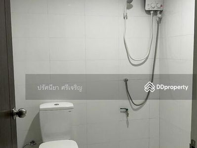 Townhouse for rent, 18.7 sq m, 5 floors, newly renovated, 5 bedrooms, 5 bathrooms, 7 air conditioners, 3 phase electricity, 2 kitchens. Usable area 370 sq m. Electric door, Bangkok, Thailand Townhouse for rent, 18.7 sq m, 5 floors, newly renovated, 5 bedrooms, 5 bathrooms, 7 air conditioners, 3 phase electricity, 2 kitchens. Usable area 370 sq m. Electric door, Bangkok, Thailand