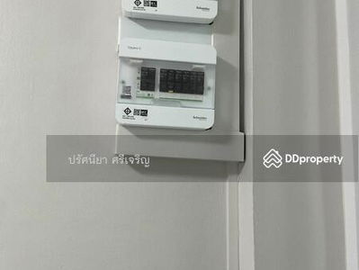 Townhouse for rent, 18.7 sq m, 5 floors, newly renovated, 5 bedrooms, 5 bathrooms, 7 air conditioners, 3 phase electricity, 2 kitchens. Usable area 370 sq m. Electric door, Bangkok, Thailand Townhouse for rent, 18.7 sq m, 5 floors, newly renovated, 5 bedrooms, 5 bathrooms, 7 air conditioners, 3 phase electricity, 2 kitchens. Usable area 370 sq m. Electric door, Bangkok, Thailand