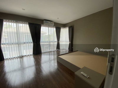 Prado Chokchai 4, Bangkok, Thailand Prado Chokchai 4, Bangkok, Thailand