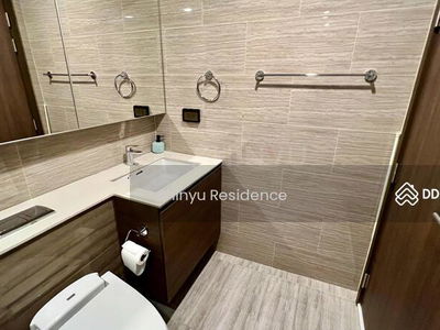 Whizdom Essence, Bangkok, Thailand Whizdom Essence, Bangkok, Thailand