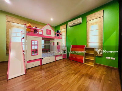 The Boulevard Sriracha, Chon Buri, Thailand The Boulevard Sriracha, Chon Buri, Thailand