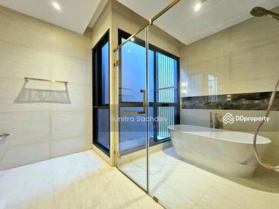 BuGaan Krungthep Kreetha, Bangkok, Thailand BuGaan Krungthep Kreetha, Bangkok, Thailand