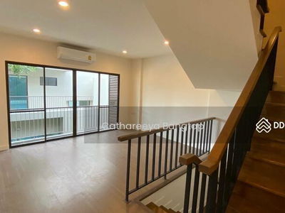 10260, Bangkok, Thailand 10260, Bangkok, Thailand