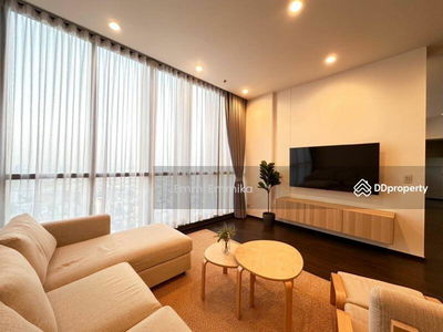 Whizdom Essence, Bangkok, Thailand Whizdom Essence, Bangkok, Thailand